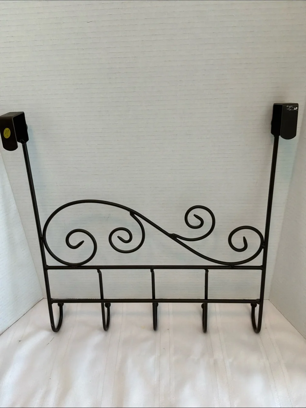 Decorative brown Metal Wall Hook Rack over the door rack with Scroll Design